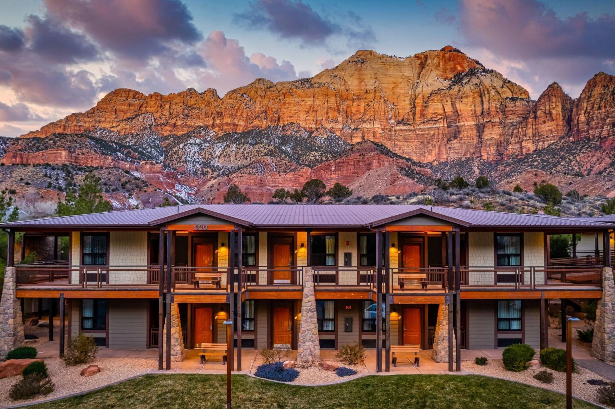The Red Cliffs Lodge Zion, A Tribute Portfolio Hotel Springdale Exterior photo