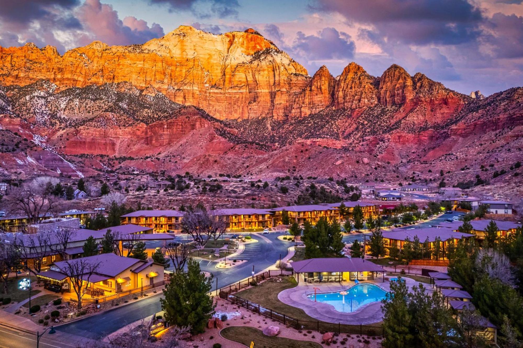 The Red Cliffs Lodge Zion, A Tribute Portfolio Hotel Springdale Exterior photo